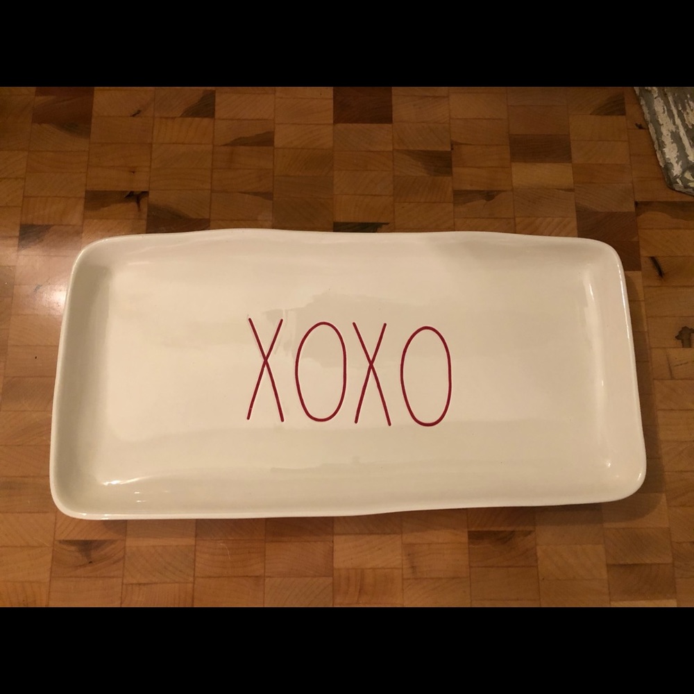 Rae Dunn platter